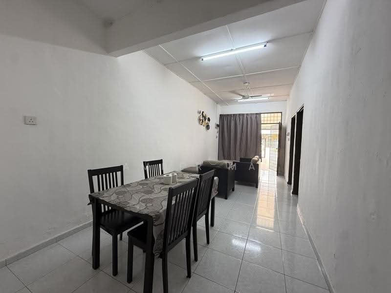 1-storey Terraced House for Rent in Taman Universiti (Skudai) - Amber Ma - Dining Room - PropertyGuru.com.my