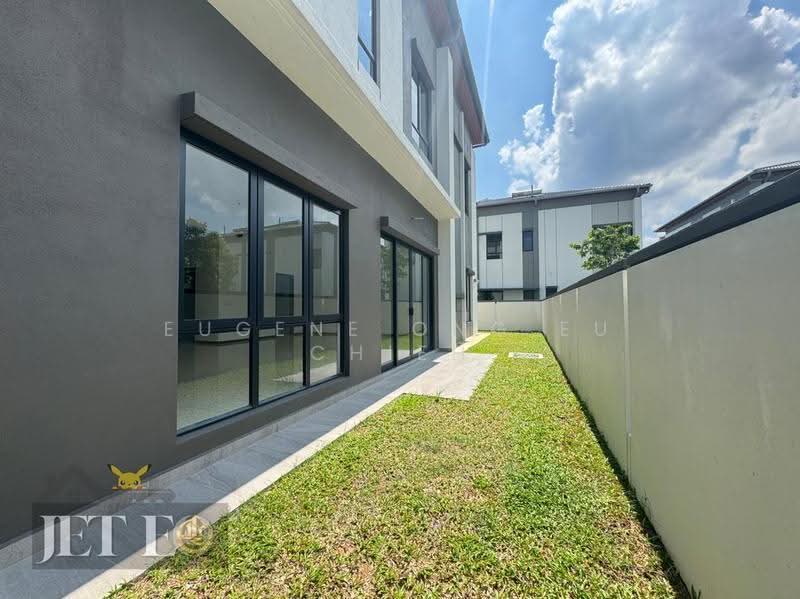 Semi-Detached House for Sale in Telok Panglima Garang (Selangor) - Eugene Ong Eu chieh - Exterior - PropertyGuru.com.my
