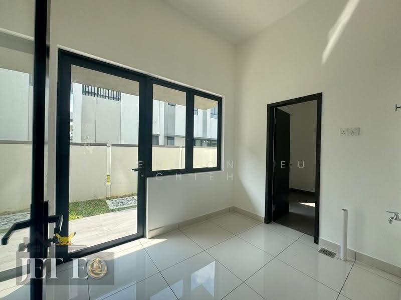 Semi-Detached House for Sale in Telok Panglima Garang (Selangor) - Eugene Ong Eu chieh - Interior - PropertyGuru.com.my