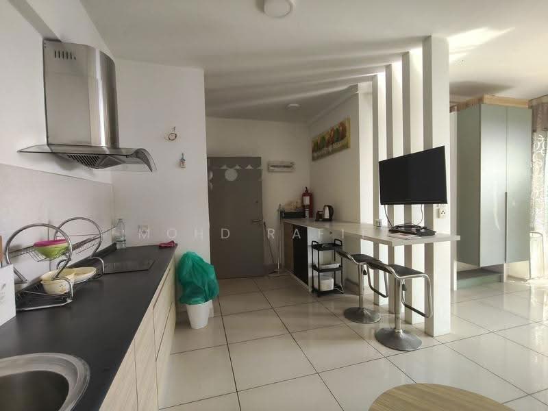 Service Residence for Sale at Evo Soho Suite - Mohd Rafiee - Kitchen - PropertyGuru.com.my