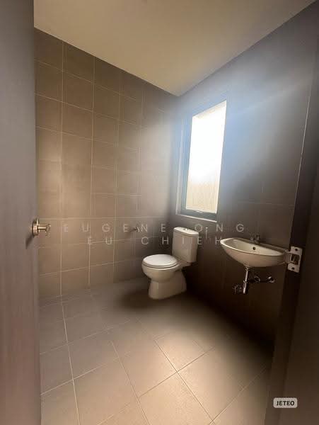 Bungalow House untuk Dijual di Telok Panglima Garang (Selangor) - Eugene Ong Eu chieh - Bathroom - PropertyGuru.com.my