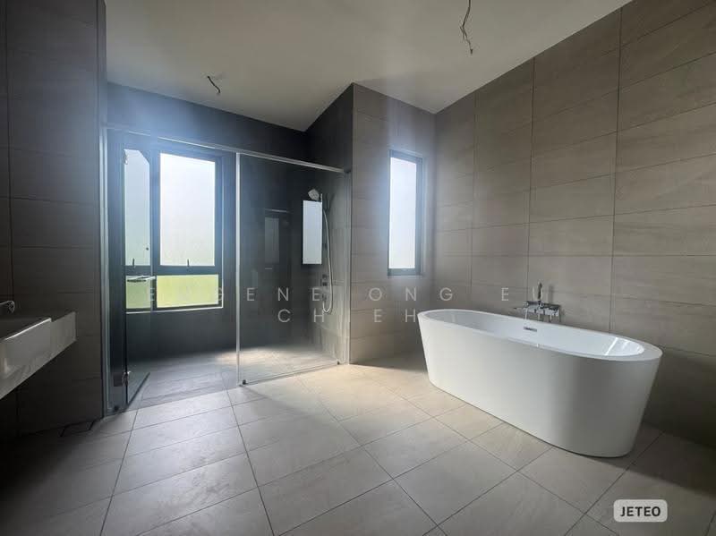 Bungalow House untuk Dijual di Telok Panglima Garang (Selangor) - Eugene Ong Eu chieh - Bathroom - PropertyGuru.com.my