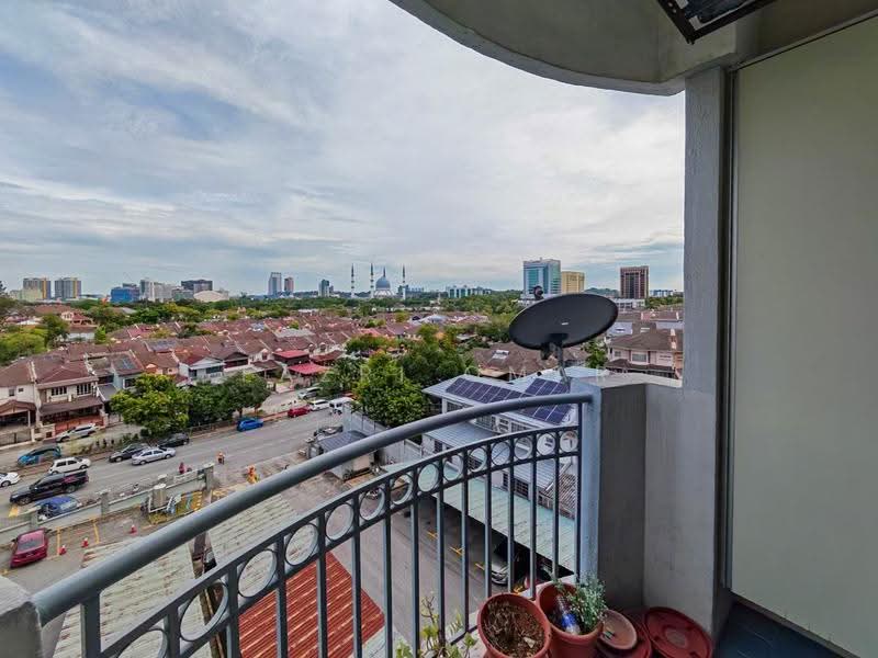 Condominium for Sale at Sri Permata - Fazri Omar - Balcony - PropertyGuru.com.my