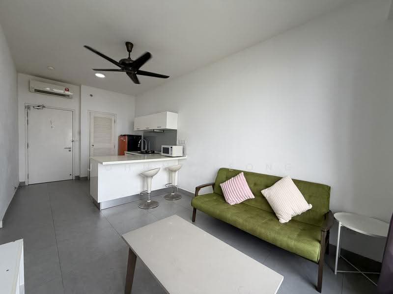 Kediaman Servis untuk Disewa di Kanvas SOHO - Johnny Leong - Living Room - PropertyGuru.com.my