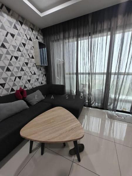 Kondominium untuk Dijual di The Raffles Suites - Eva Siow - Living Room - PropertyGuru.com.my