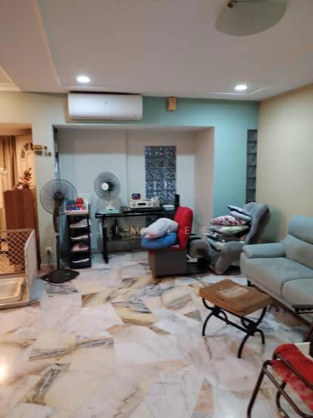 Rumah Teres 2-Tingkat untuk Dijual di Bandar Menjalara (Kuala Lumpur) - Jim Lee - Living Room - PropertyGuru.com.my