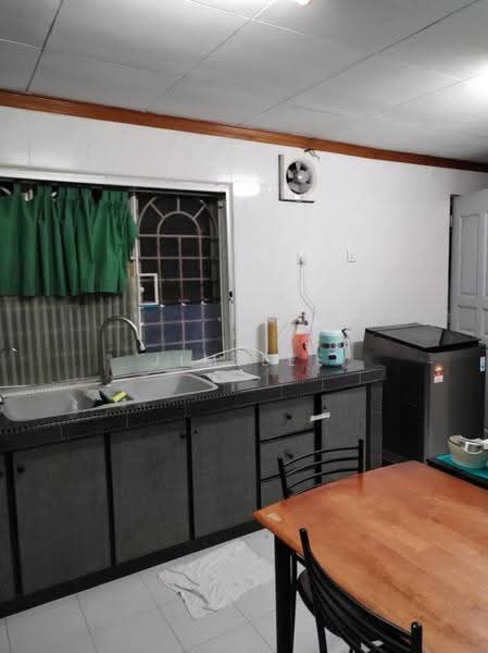 Rumah Teres 2-Tingkat untuk Dijual di Bandar Menjalara (Kuala Lumpur) - Jim Lee - Kitchen - PropertyGuru.com.my