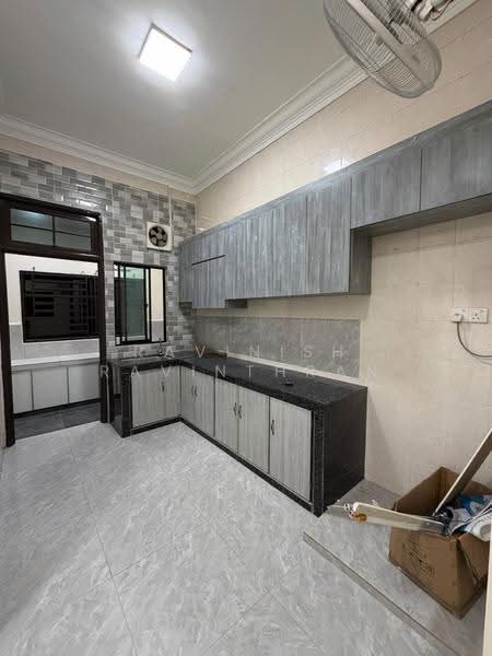2-storey Terraced House for Sale in Taman Dato' Chellam (Ulu Tiram) - Ravinish Ravinthran - Kitchen - PropertyGuru.com.my