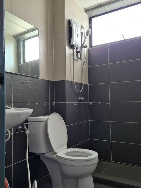Condominium for Rent at Cyberia Smart Homes - Cecilia Beh - Bathroom - PropertyGuru.com.my