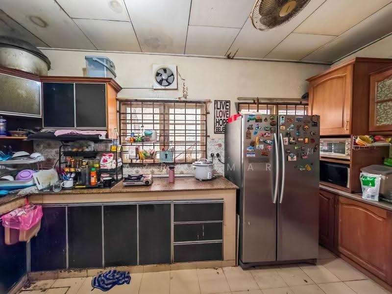 Rumah Teres 2-Tingkat untuk Dijual di Seksyen 7 (Shah Alam) - Fazri Omar - Kitchen - PropertyGuru.com.my