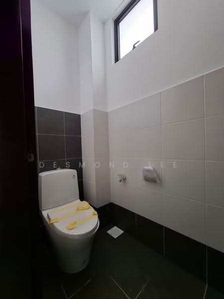 Shop / Office for Rent in Eco Business Park 2 Senai (Senai) - Desmond Lee - Bathroom - PropertyGuru.com.my