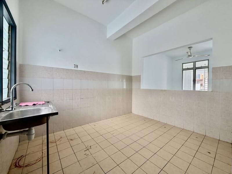 Rumah Teres 2-Tingkat untuk Dijual di Bandar Putra Permai (Seri Kembangan) - Mohd Nor Fahmi - PropertyGuru.com.my