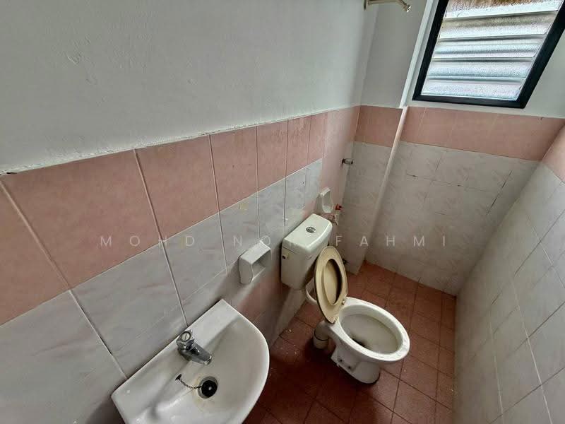 Rumah Teres 2-Tingkat untuk Dijual di Bandar Putra Permai (Seri Kembangan) - Mohd Nor Fahmi - PropertyGuru.com.my