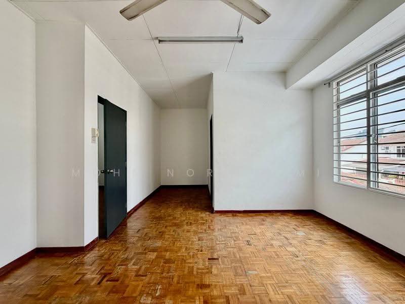 Rumah Teres 2-Tingkat untuk Dijual di Bandar Putra Permai (Seri Kembangan) - Mohd Nor Fahmi - PropertyGuru.com.my