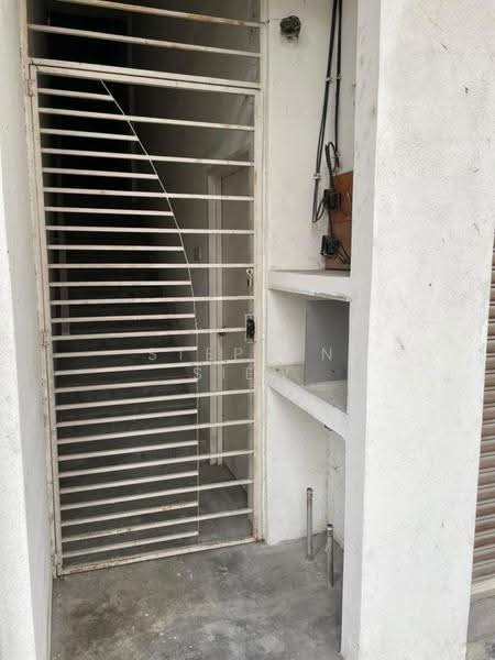Shop / Office for Rent in Ipoh (Perak) - Stephen Siew - Entrance - PropertyGuru.com.my