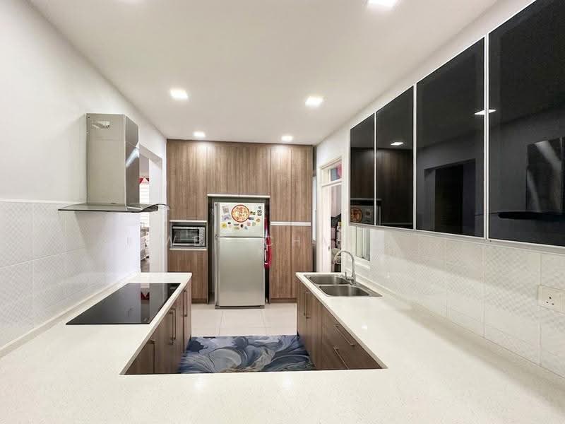 Condominium for Sale at Surian Residences - Wes Chang - Kitchen - PropertyGuru.com.my