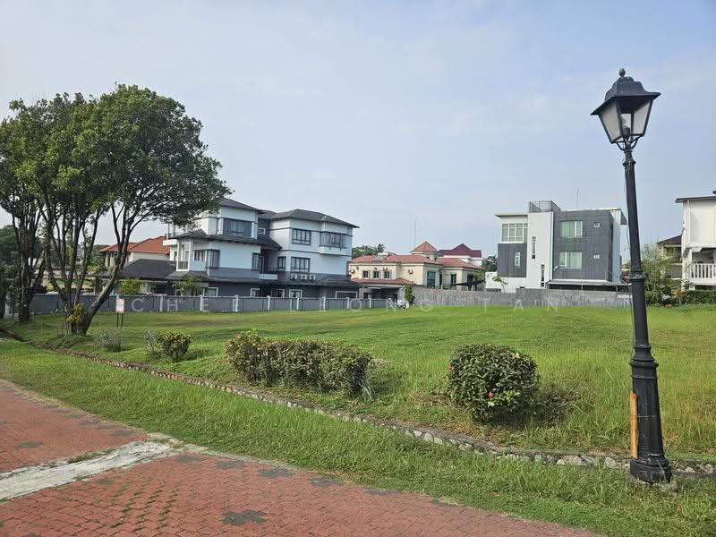 Residential Land for Sale in Mines Resort City (Seri Kembangan) - Nicholas C Tan - Exterior - PropertyGuru.com.my