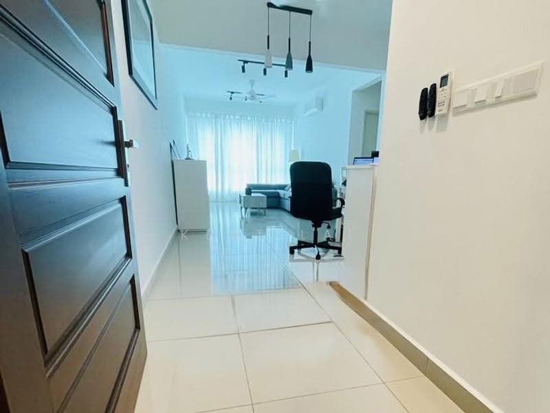 Kondominium untuk Dijual di One Foresta - Kent Lai - Living Room - PropertyGuru.com.my