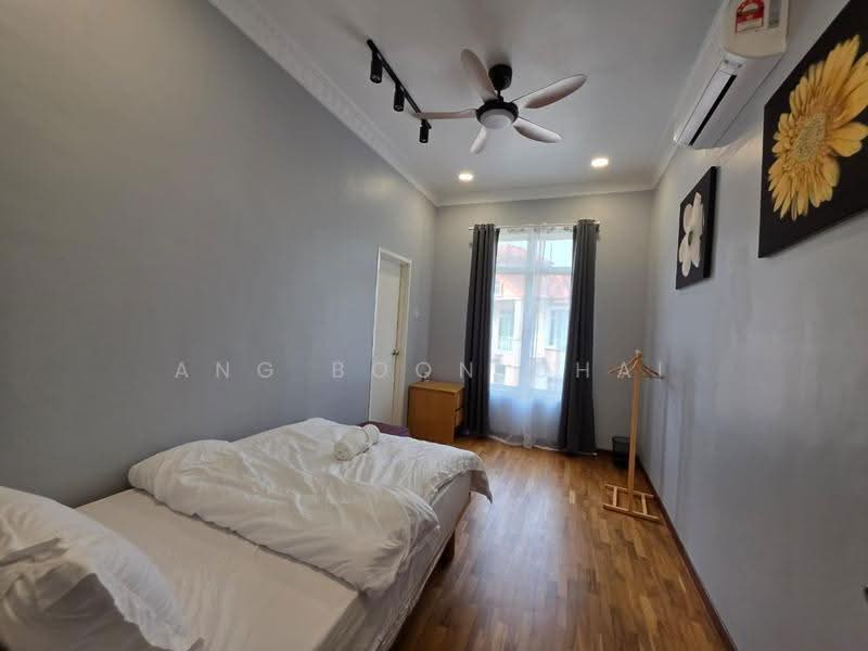 Bungalow House for Rent in Bandar Putra Kulai (Kulai) - Ang Boon Chai - Bedroom - PropertyGuru.com.my