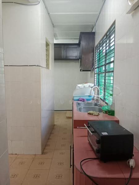 2-storey Terraced House for Sale in Bandar Mahkota Cheras (Cheras) - Julius Soo - Kitchen - PropertyGuru.com.my