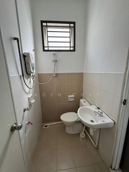 2-storey Terraced House for Sale in Johor Bahru (Johor) - Jaden Chai - Bathroom - PropertyGuru.com.my