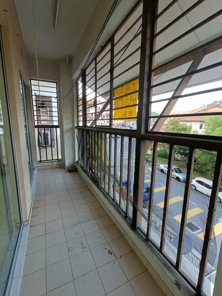 Rumah Bandar untuk Disewa di Taman Amansiara (Rawang) - Yenny Yap - Balcony - PropertyGuru.com.my