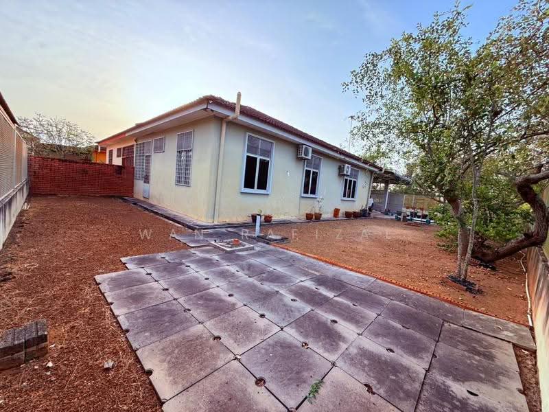Semi-Detached House for Sale in Taman Teja Fasa 1 (Temin) - Wan Rafizal - PropertyGuru.com.my