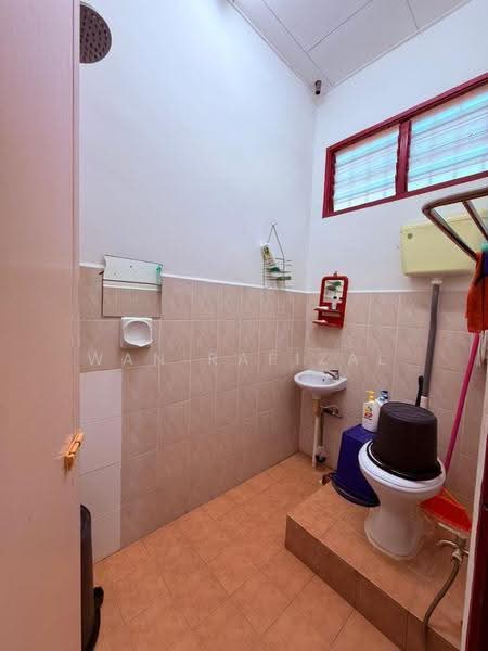 Semi-Detached House for Sale in Taman Teja Fasa 1 (Temin) - Wan Rafizal - PropertyGuru.com.my
