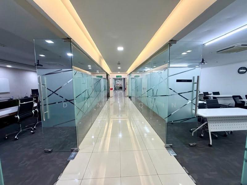 Office for Rent in Seksyen 22 (Shah Alam) - Dennix Chin - Corridor - PropertyGuru.com.my