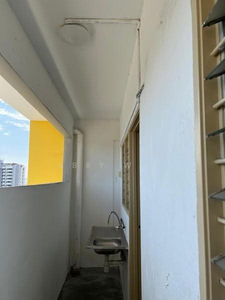 Rumah Flat untuk Disewa di Seri Taman Tanjung - Abby Woo - Balcony - PropertyGuru.com.my