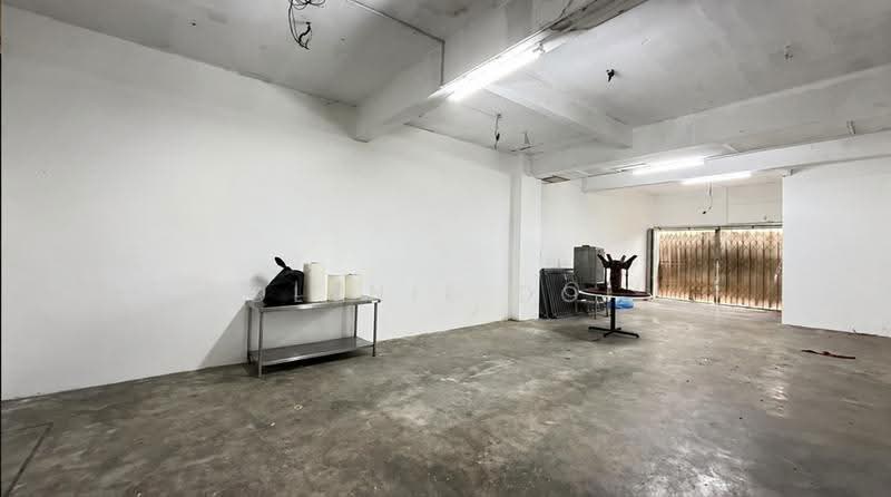 Shop for Rent in Taman Bukit Belimbing (Balakong) - Dlynie Ooi - Interior - PropertyGuru.com.my