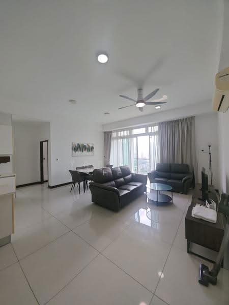 Kediaman Servis untuk Dijual di Paragon Residences @ Straits View - Yap Sin Chen - Living Room - PropertyGuru.com.my