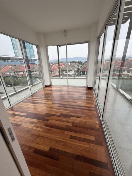 Bungalow House for Rent in Petaling Jaya (Selangor) - Ava Wong - Balcony - PropertyGuru.com.my