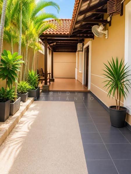 Rumah Berkembar untuk Dijual di Taman Aman Perdana (Kapar) - Rudy Hartanto - Exterior - PropertyGuru.com.my