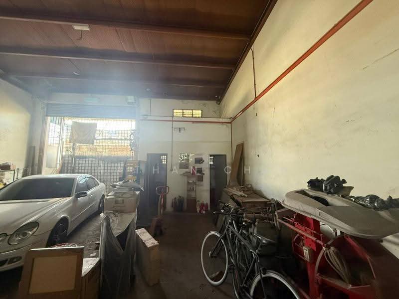 Terrace Factory for Sale in Taman Perindustrian Senai (Senai) - Nathan Chan - Interior - PropertyGuru.com.my