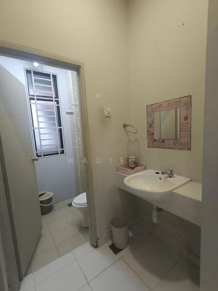Semi-Detached House for Sale in Perdana Heights (Sungai Petani) - Wadie . - Bathroom - PropertyGuru.com.my