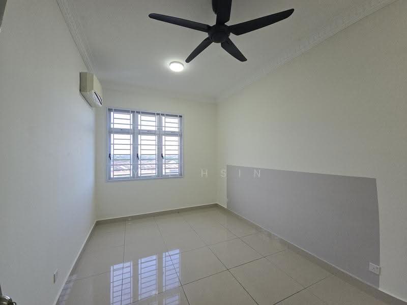Service Residence for Sale at Meridin Bayvue Serviced Apartment - Yee Hsin - Interior - PropertyGuru.com.my