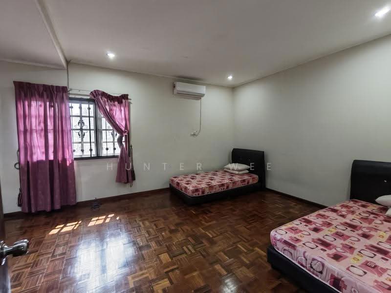 Rumah Teres 2-Tingkat untuk Dijual di Tabuan Jaya Baru (Kuching) - Hunter Wee - Bedroom - PropertyGuru.com.my