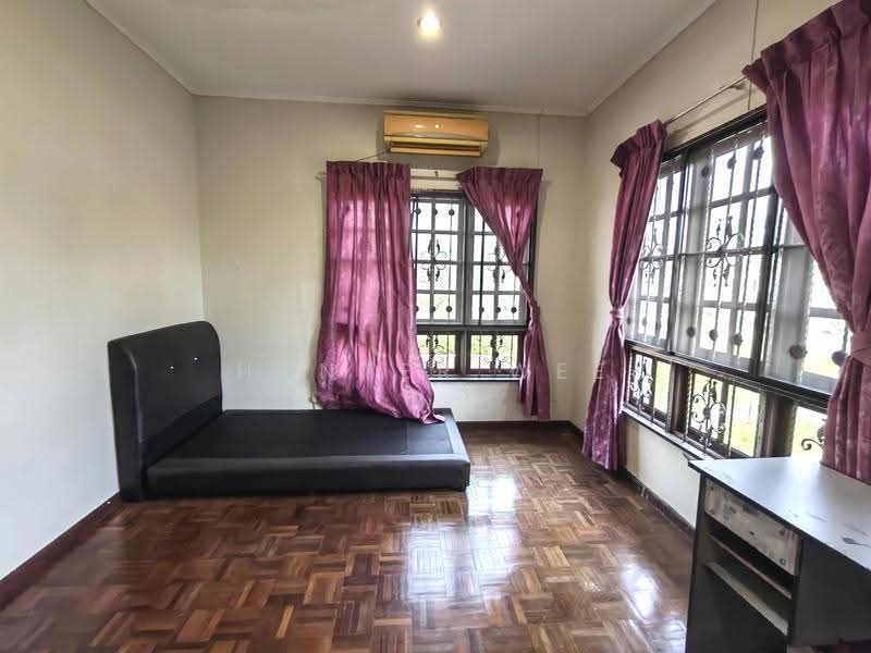 Rumah Teres 2-Tingkat untuk Dijual di Tabuan Jaya Baru (Kuching) - Hunter Wee - Bedroom - PropertyGuru.com.my