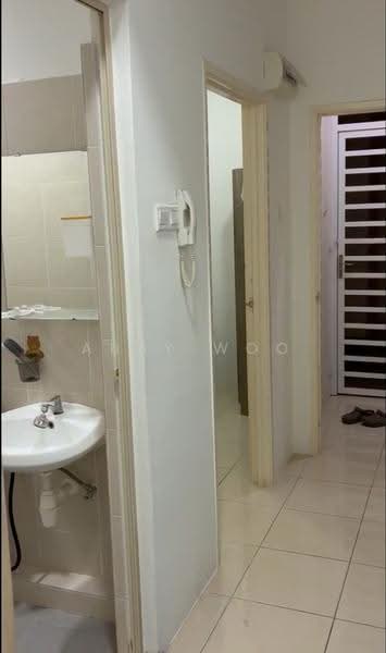 Condominium for Rent at Starhill Luxury Residence - Abby Woo - Bathroom - PropertyGuru.com.my