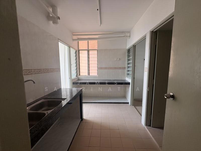 Condominium for Rent at Venice Hill - James Savarinathan - Kitchen - PropertyGuru.com.my