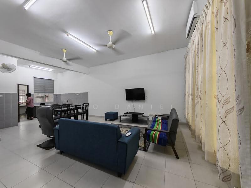 2-storey Terraced House for Sale in Shah Alam (Selangor) - Kho Daniel - Living Room - PropertyGuru.com.my