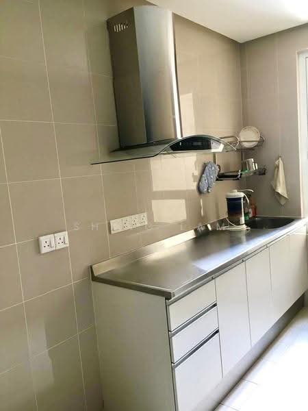 Condominium for Rent at Quayside Seafront Resort Condominiums - Shing Lam - Kitchen - PropertyGuru.com.my
