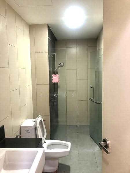 Condominium for Rent at Vina Residency (Vina Versatile Homes) - Remus . - Bathroom - PropertyGuru.com.my