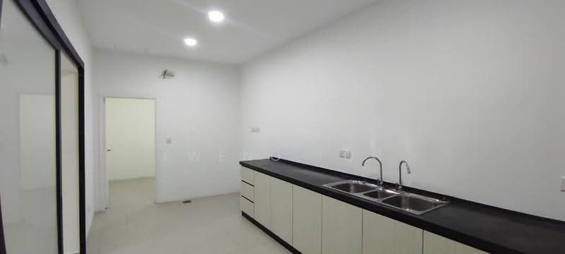 Semi-Detached House for Rent in Cheras (Kuala Lumpur) - Eweng Poh - Kitchen - PropertyGuru.com.my