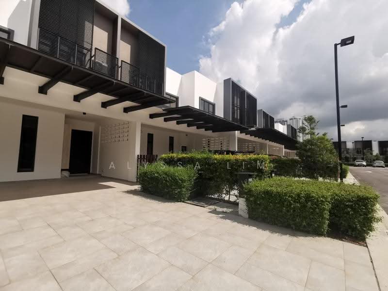 2-storey Terraced House for Sale in Senibong Cove (Masai) - Alyssa Lim - PropertyGuru.com.my