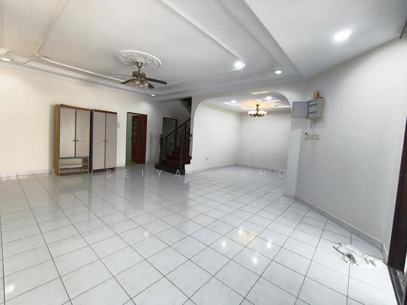 2-storey Terraced House for Rent in Taman Molek (Johor Bahru) - Seiya Liang - PropertyGuru.com.my