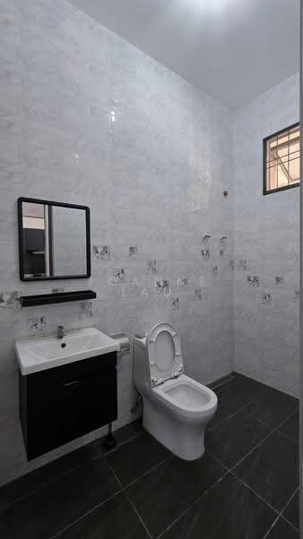 Kondominium untuk Dijual di Nusavilla - Joanne Lau - Bathroom - PropertyGuru.com.my