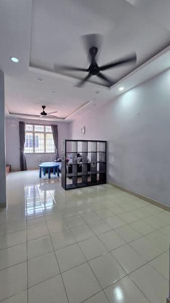 Kondominium untuk Dijual di Nusavilla - Joanne Lau - Living Room - PropertyGuru.com.my