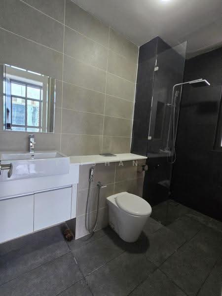 Kediaman Servis untuk Disewa di Setia Sky 88 - PEISHAN . - Bathroom - PropertyGuru.com.my